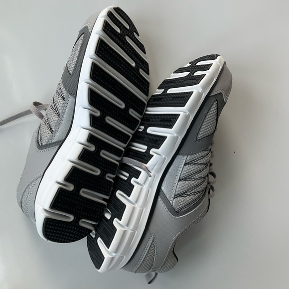 Skecher, gray sneakers - Picture 6 of 8